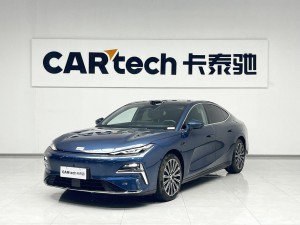 Geely Galaxy 8 2025