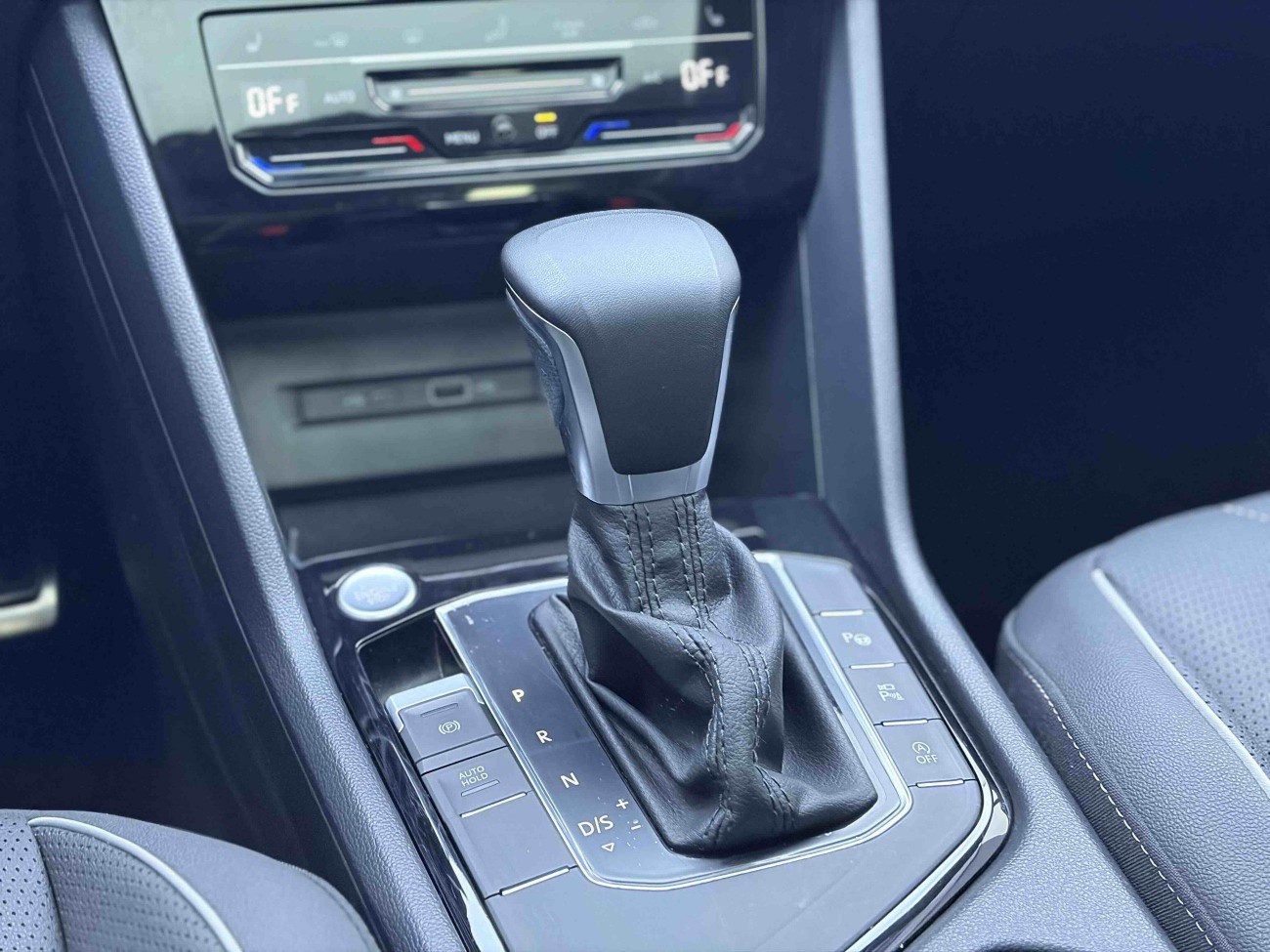 Volkswagen Tiguan L 2022