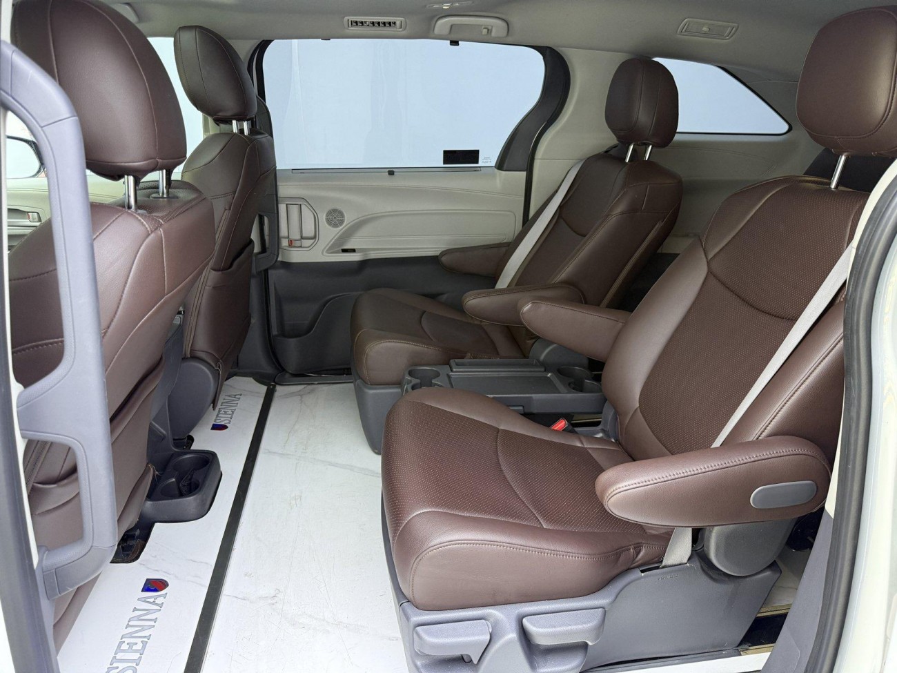 Toyota Sienna 2024