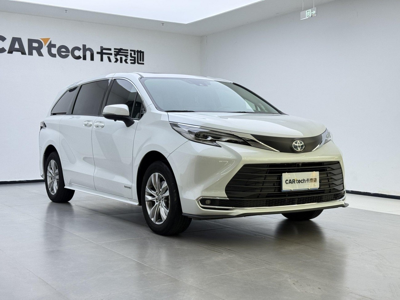 Toyota Sienna 2024