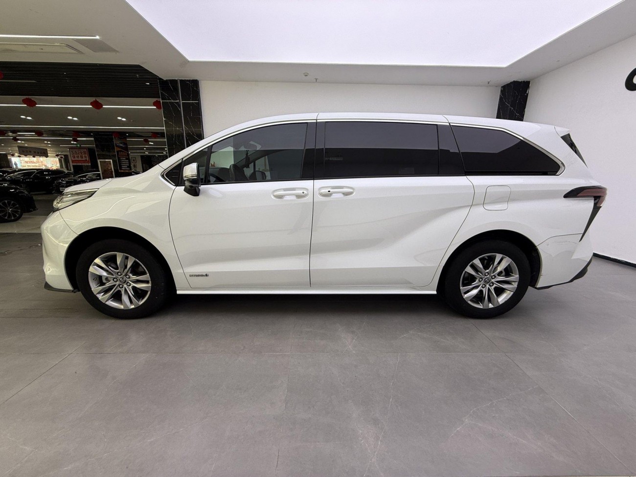 Toyota Sienna 2024