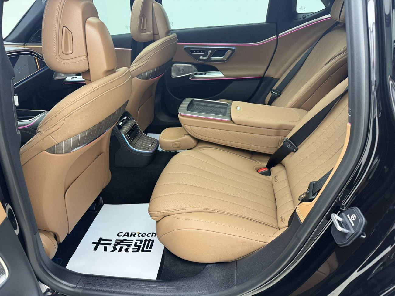 Mercedes-Benz E 300 L 2025