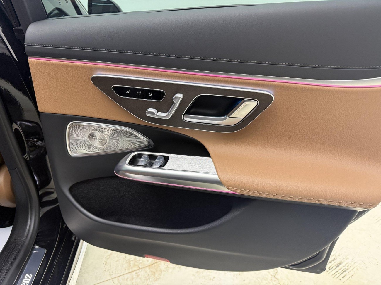 Mercedes-Benz E 300 L 2025