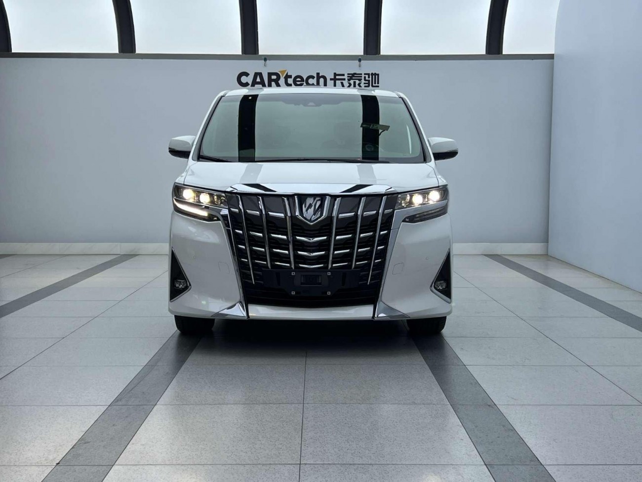 Toyota Alphard 2021