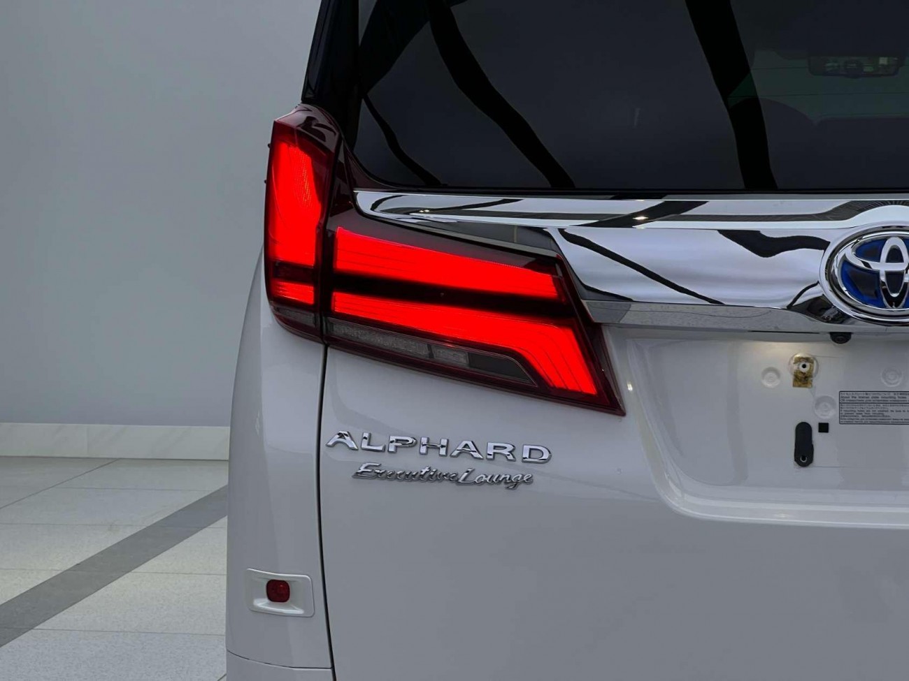 Toyota Alphard 2021