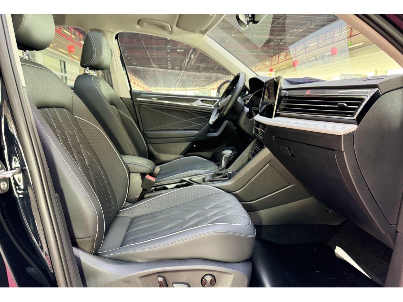 Volkswagen Tiguan L 2024