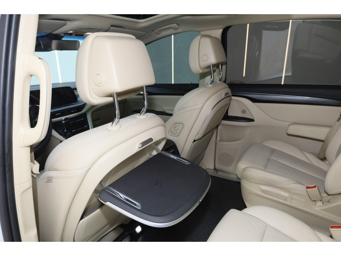 Buick GL8 2023