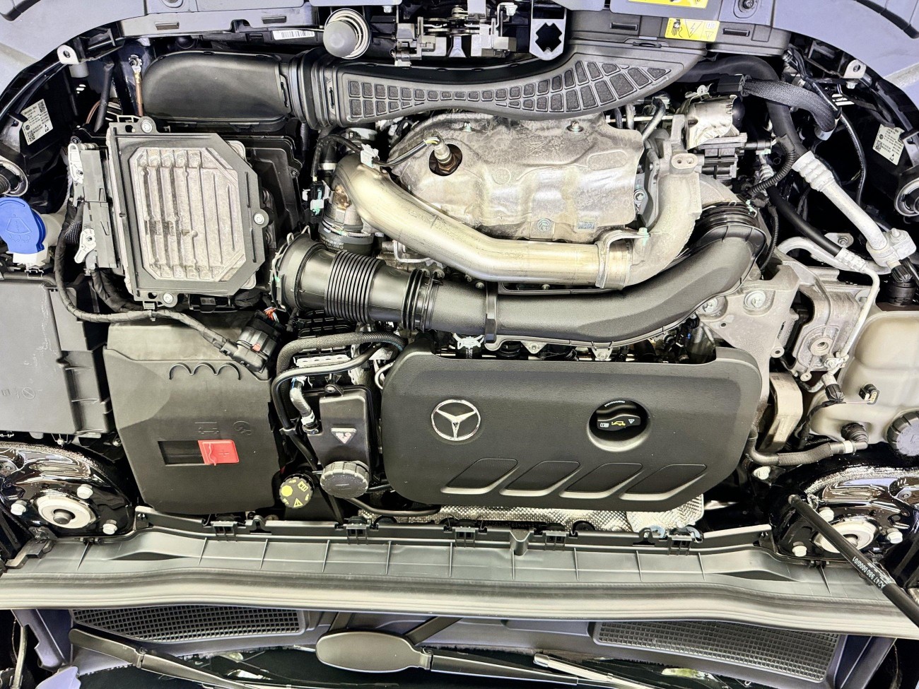 Mercedes-Benz GLB 2024
