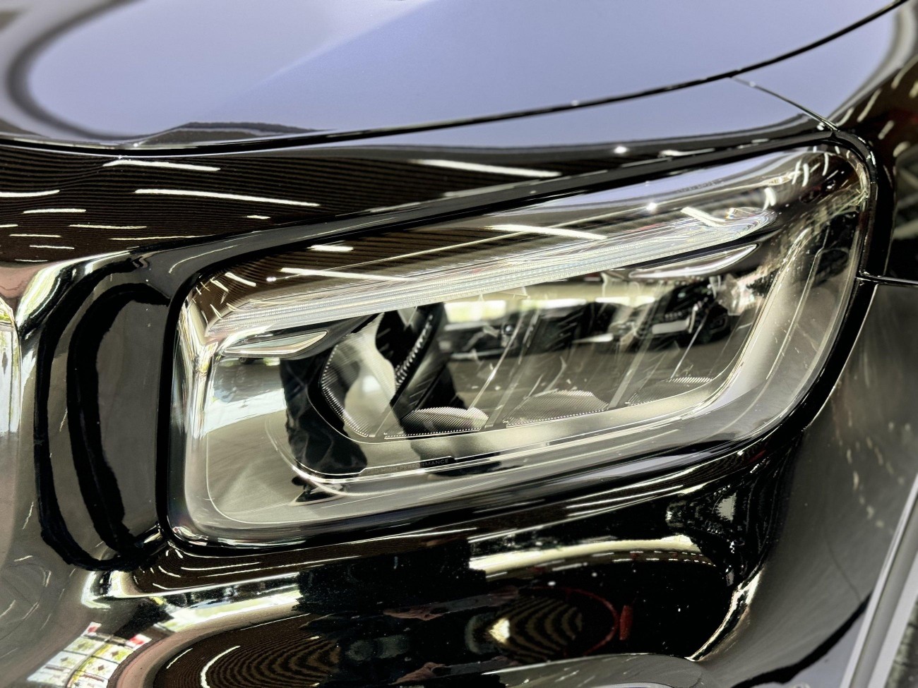 Mercedes-Benz GLB 2024