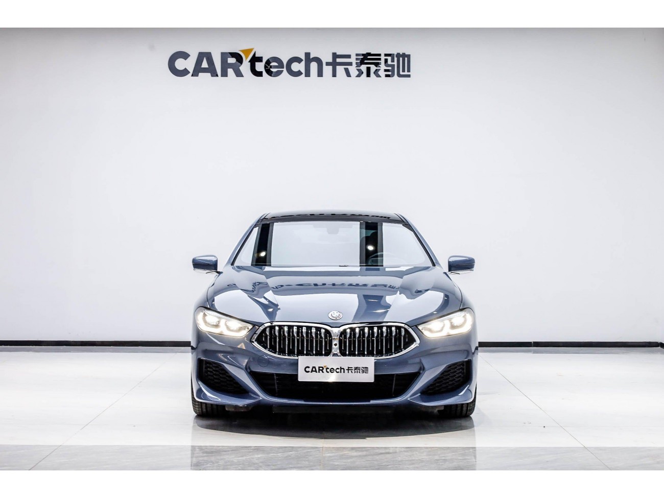 BMW 8 2022
