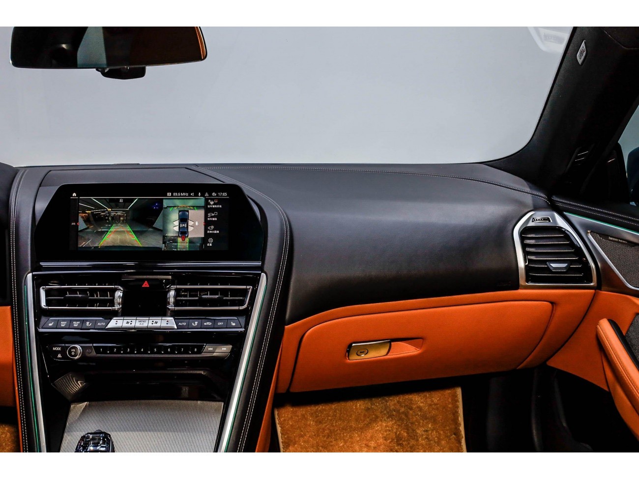 BMW 8 2022