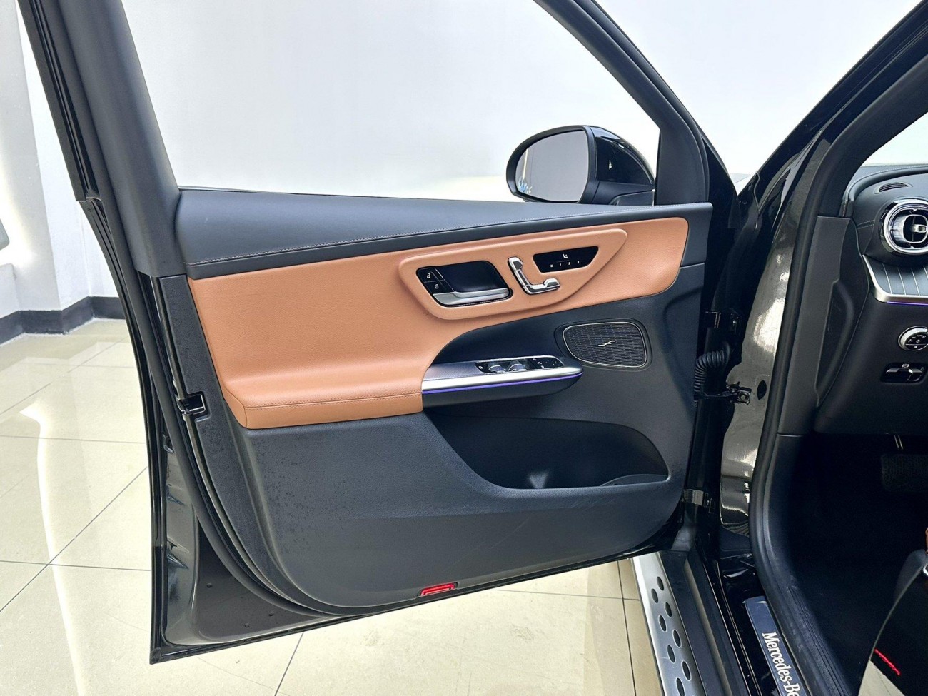 Mercedes-Benz GLC 300 L 2025