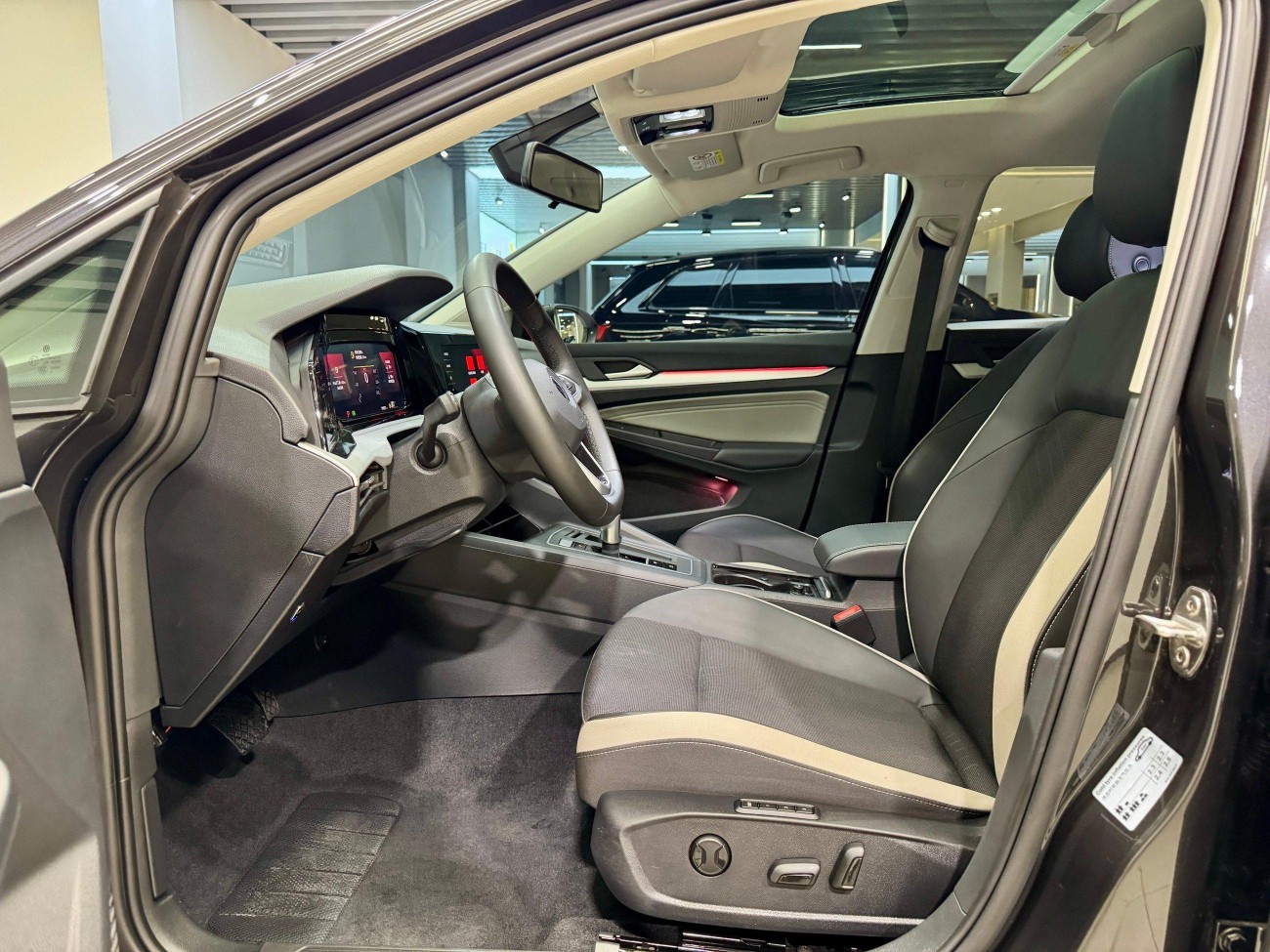 Volkswagen Golf 2024
