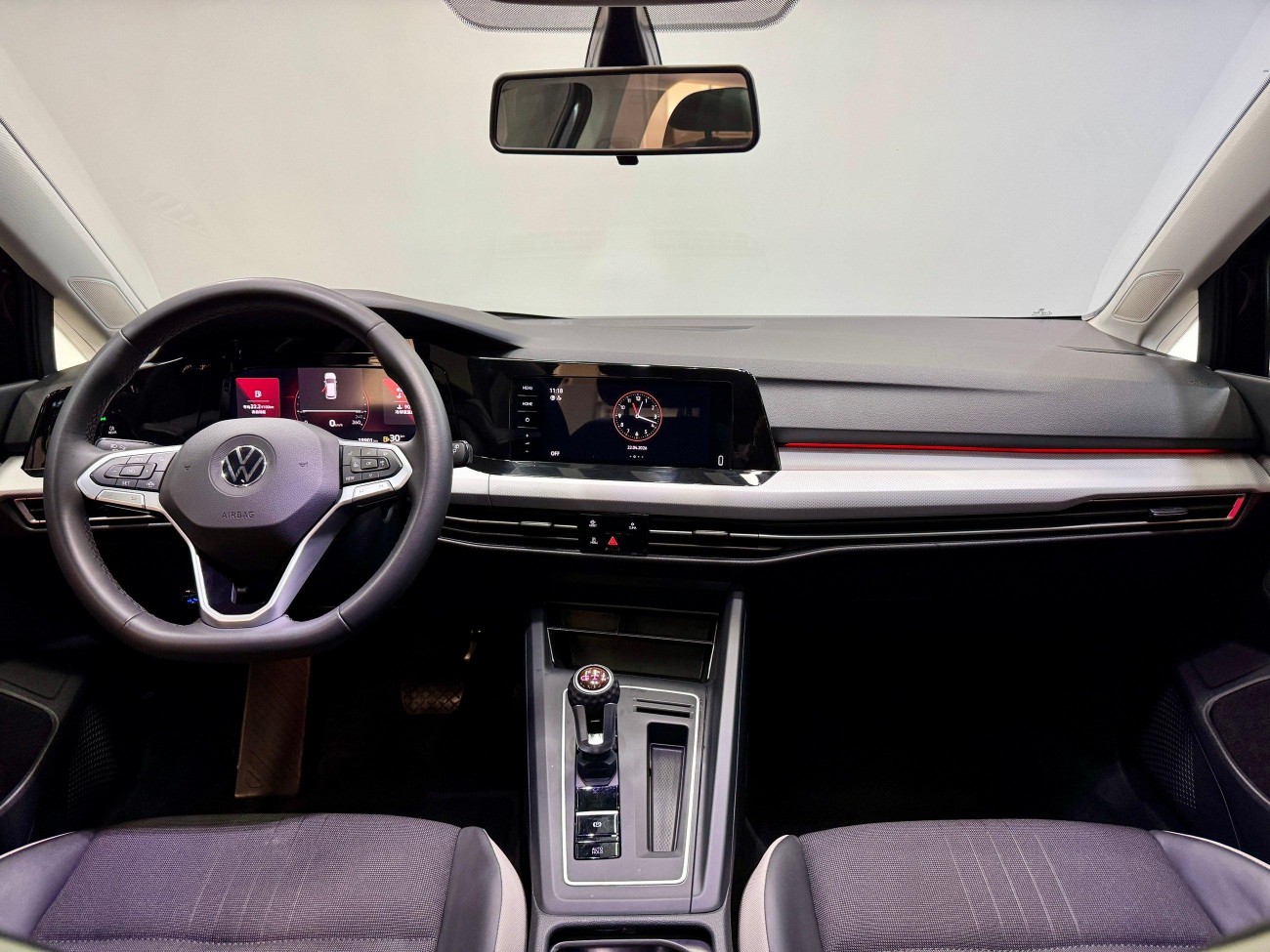 Volkswagen Golf 2024
