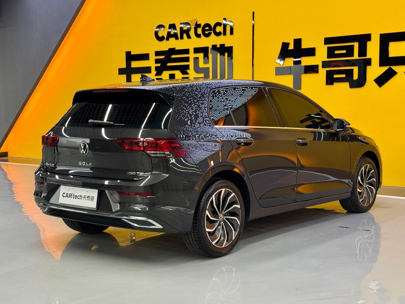 Volkswagen Golf 2024