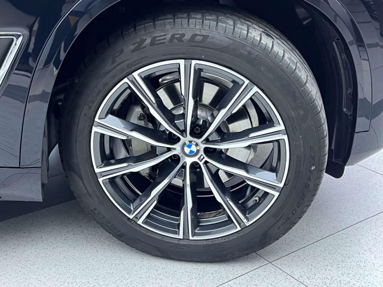 BMW X5 2023