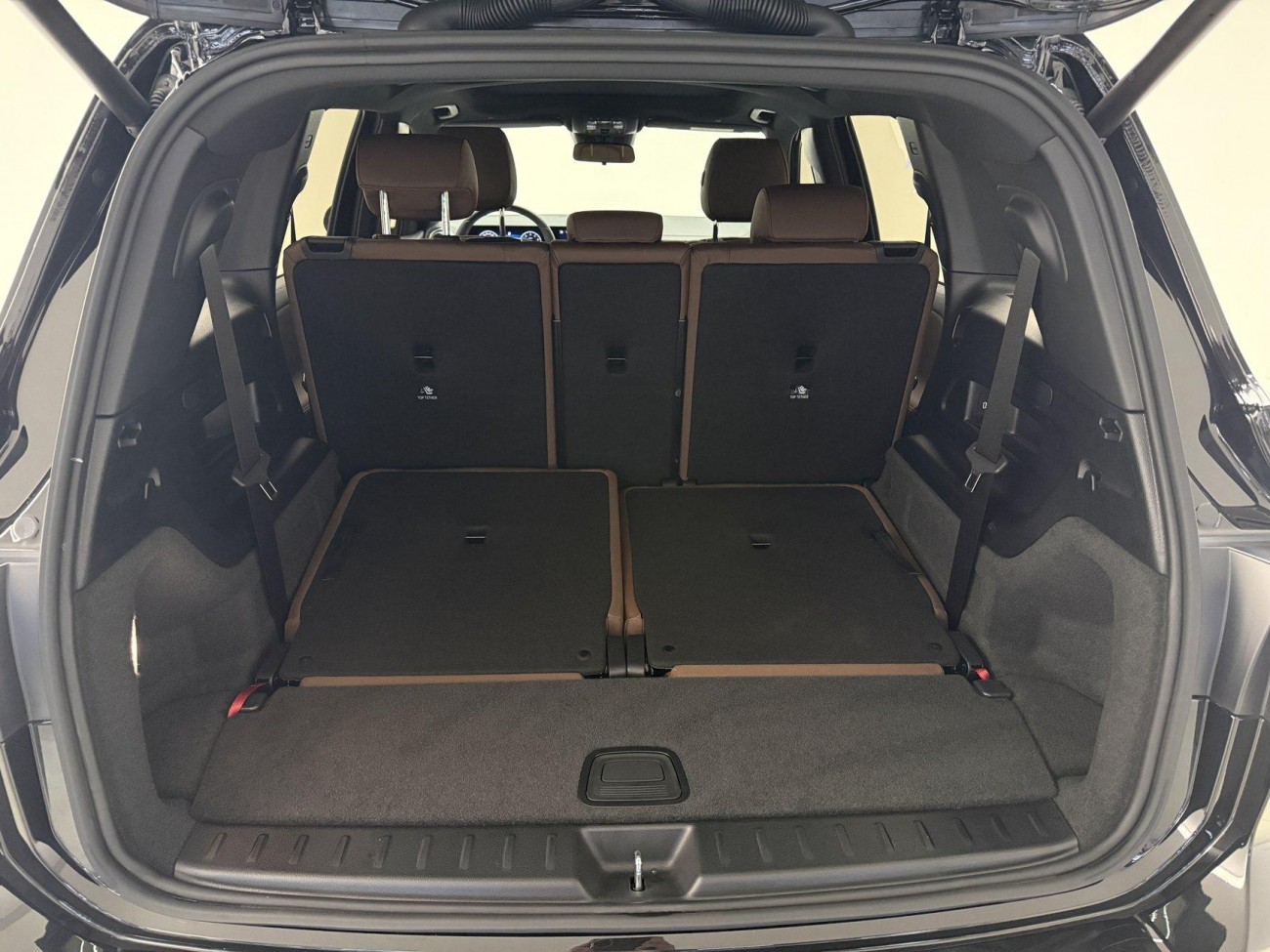 Mercedes-Benz GLB 2024