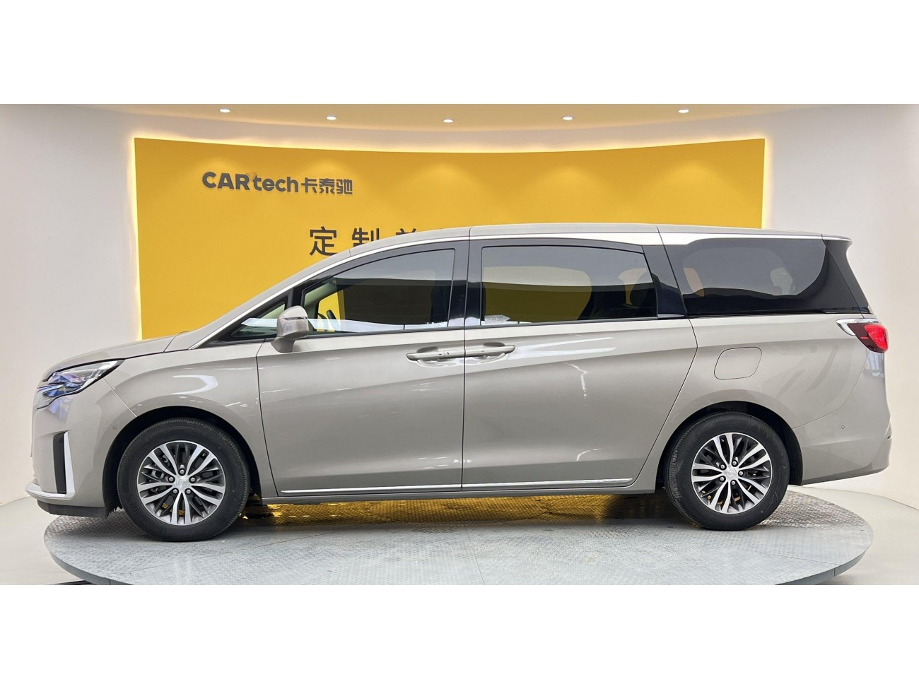 Buick GL8 2024