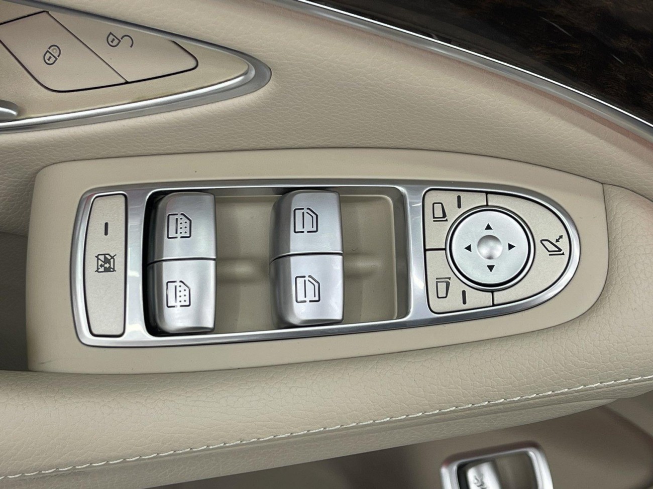 Mercedes-Benz S320L 2017