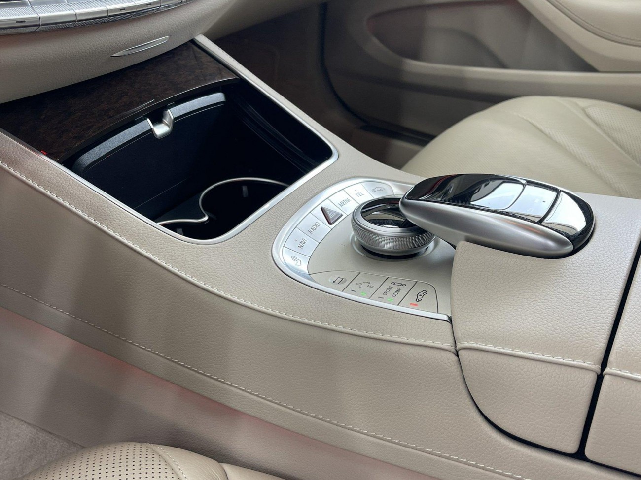 Mercedes-Benz S320L 2017