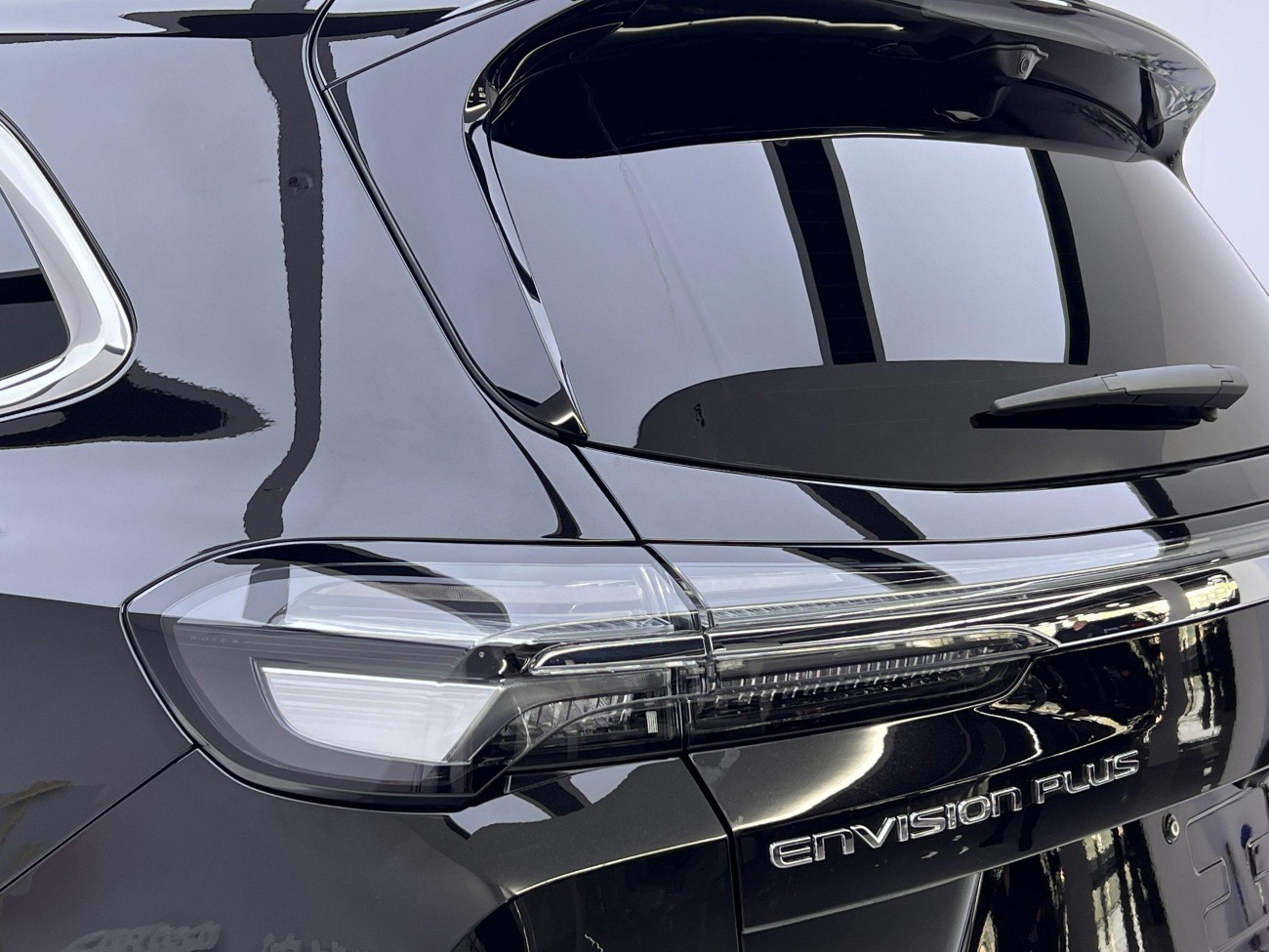 Buick Envision Plus 2026