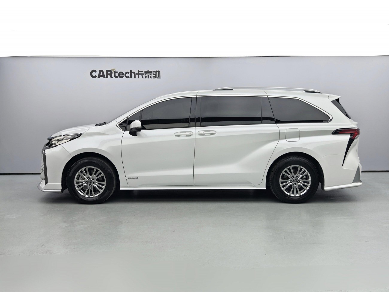 Toyota Sienna 2024
