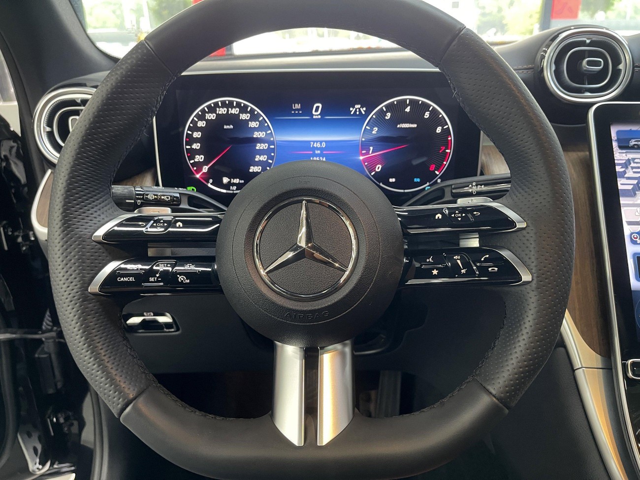 Mercedes-Benz GLC 300 L 2024