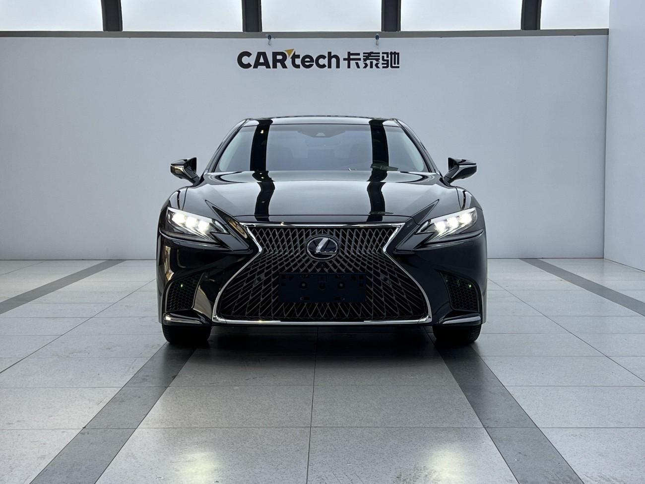 Lexus LS 500h 2018