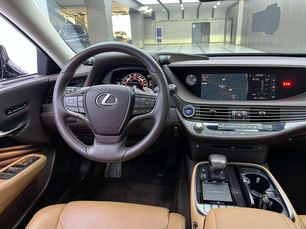 Lexus LS 500h 2018