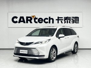 Toyota Sienna 2024