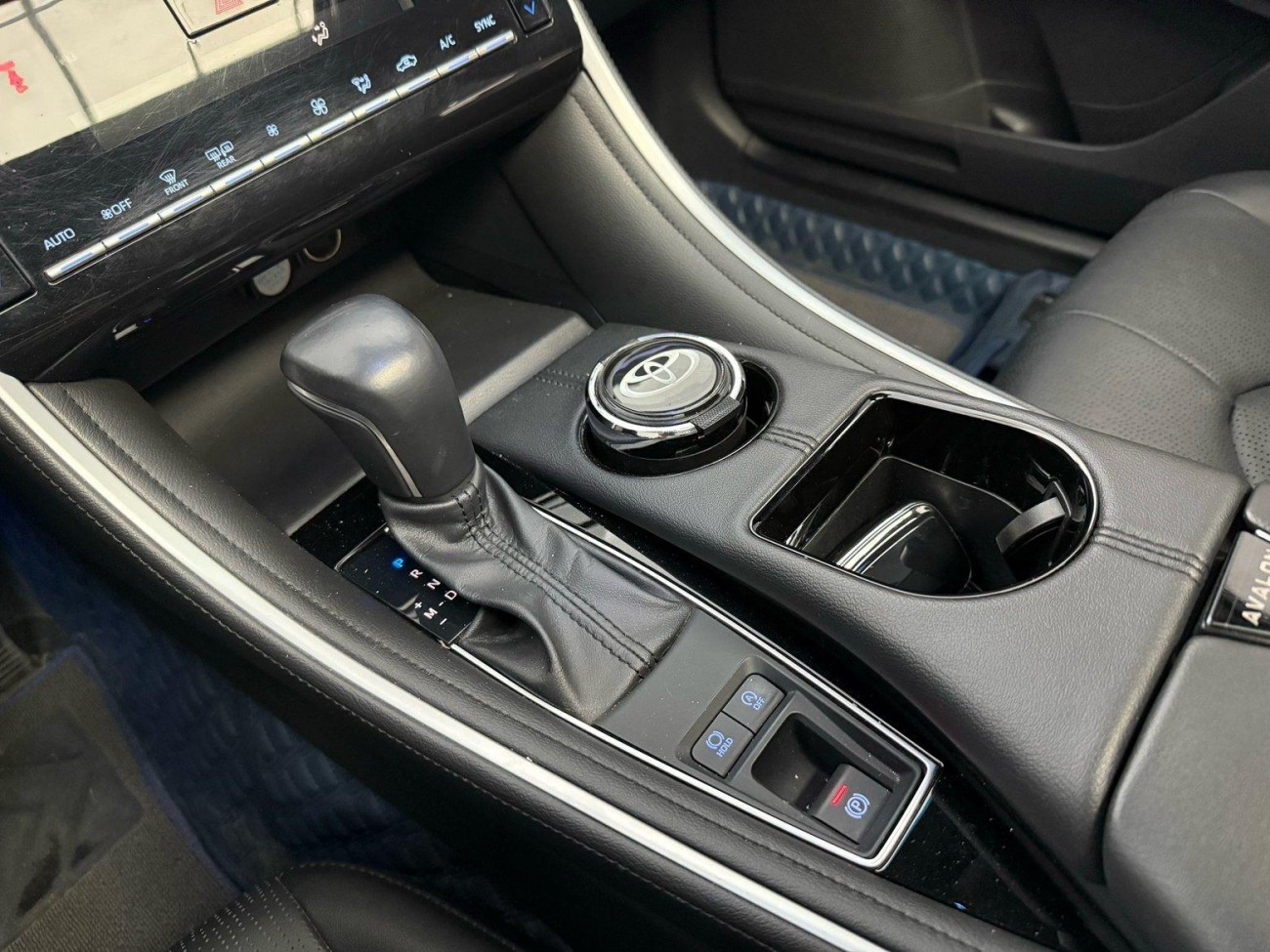Toyota Avalon 2022
