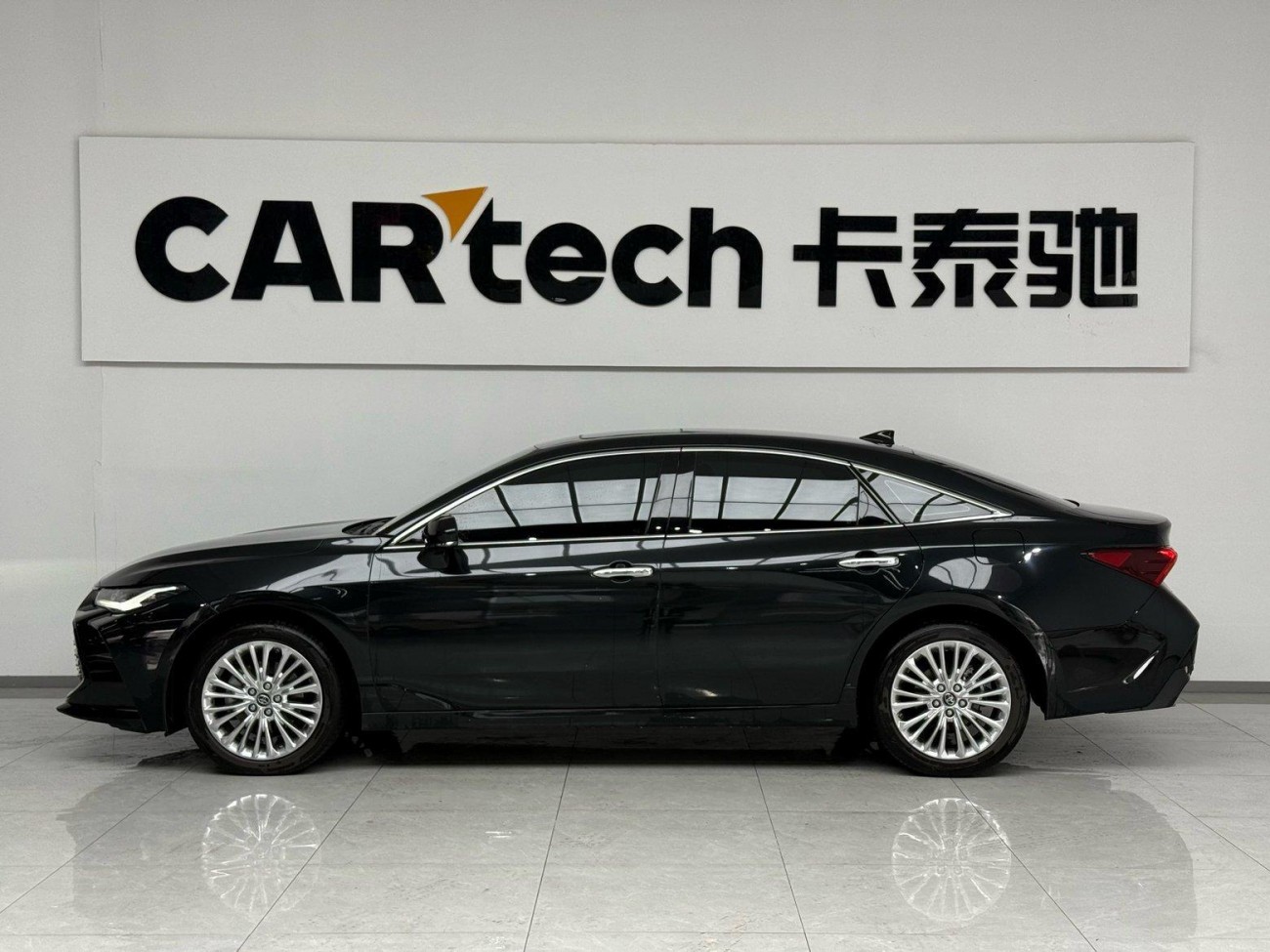 Toyota Avalon 2022