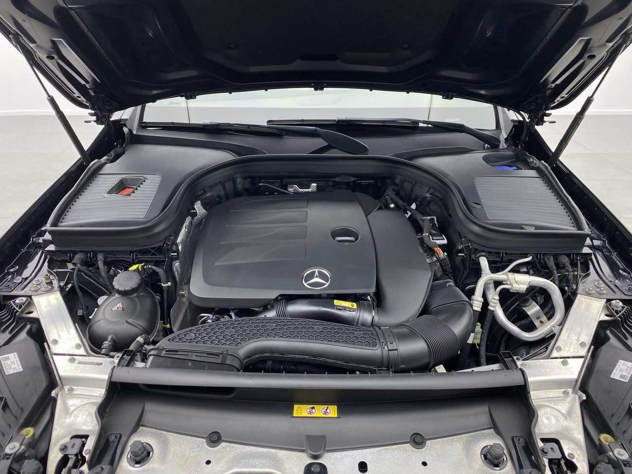 Mercedes-Benz GLC 260 L 2020