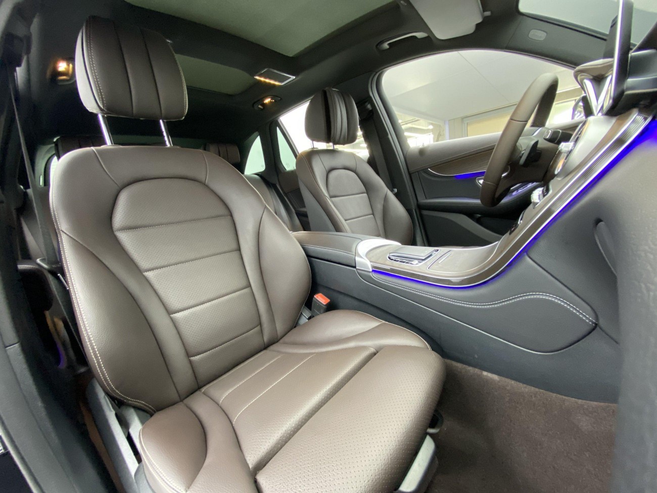 Mercedes-Benz GLC 260 L 2020
