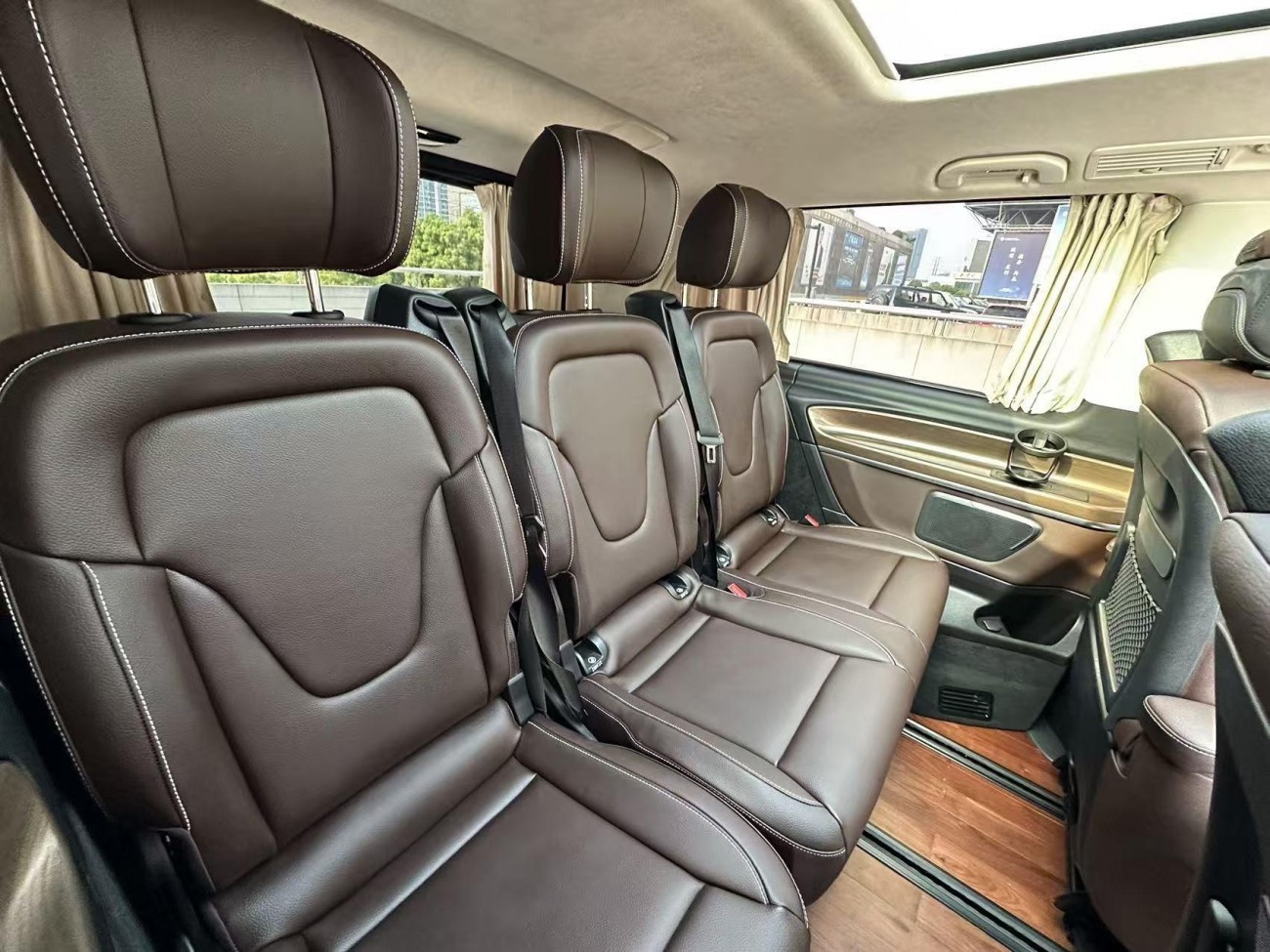 Mercedes-Benz V 2022