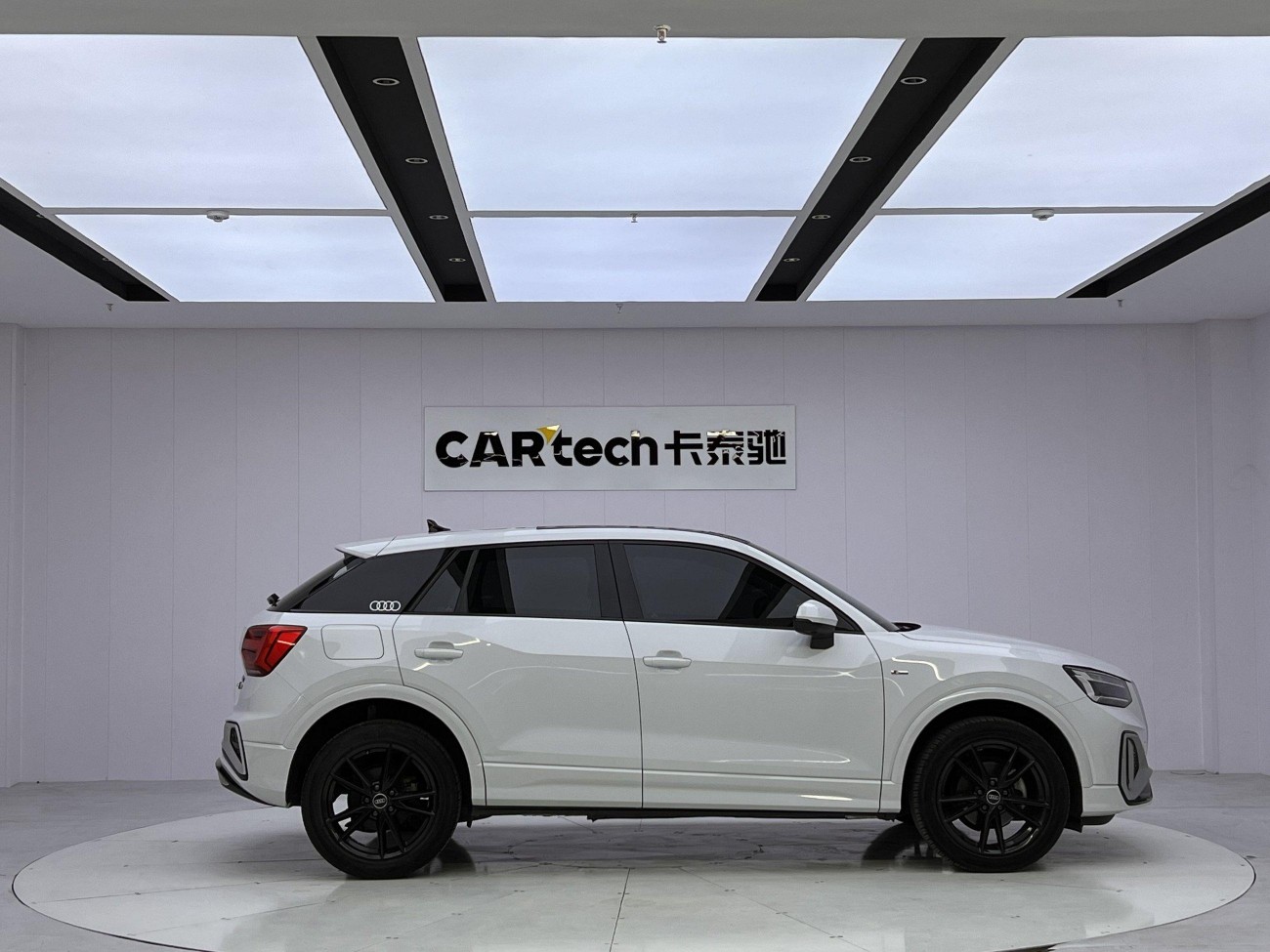 Audi Q2L 35 TFSI 2023