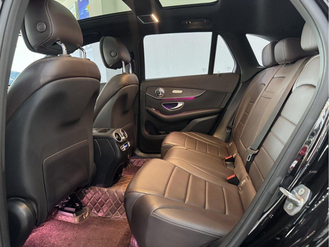 Mercedes-Benz GLC 260 L 2022