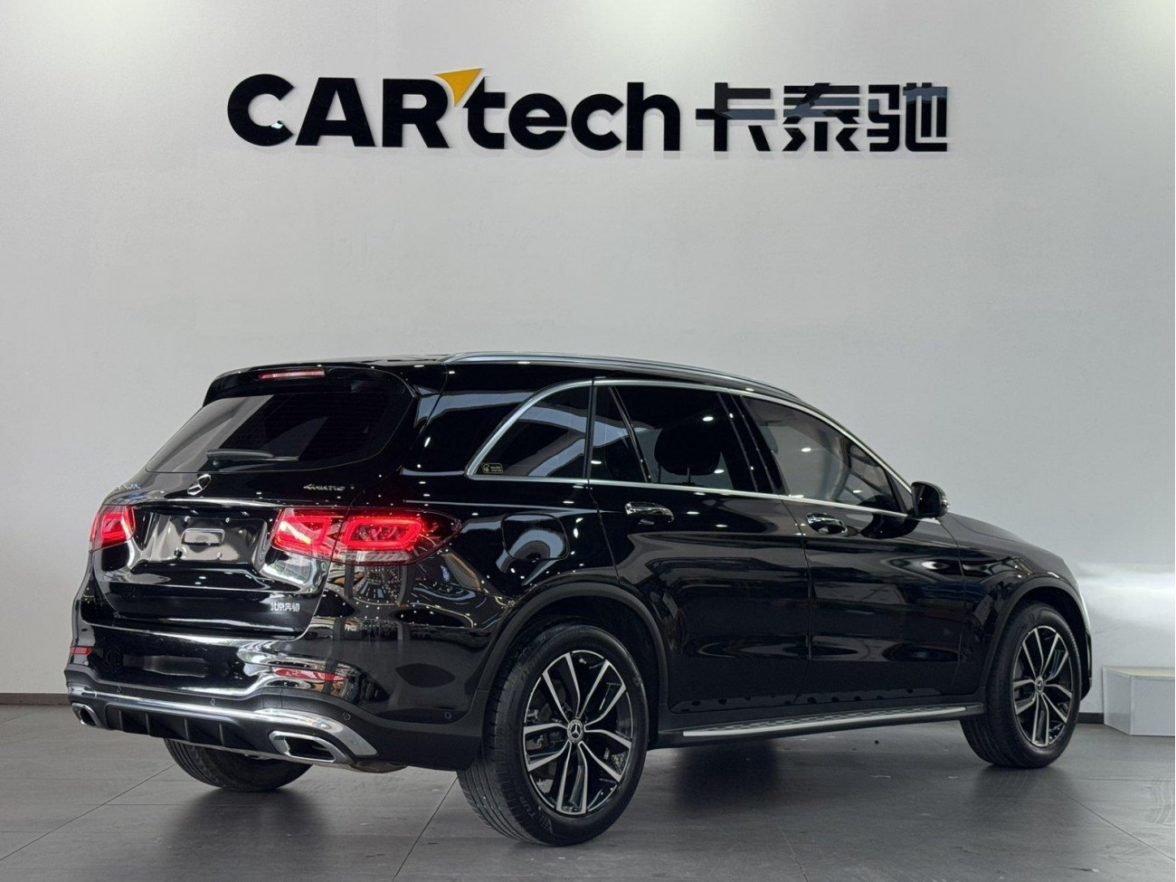 Mercedes-Benz GLC 260 L 2022
