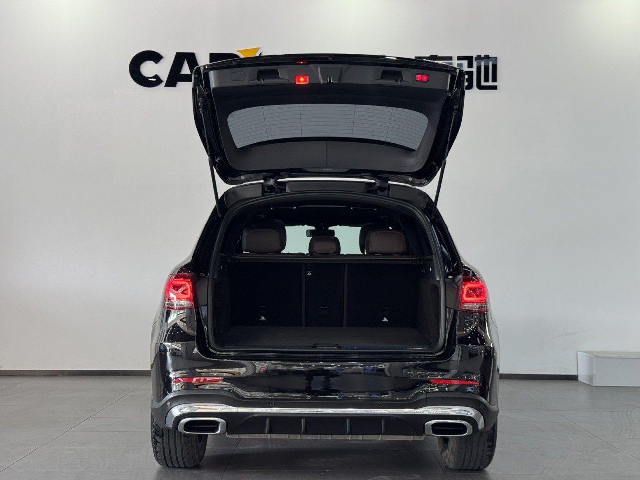 Mercedes-Benz GLC 260 L 2022