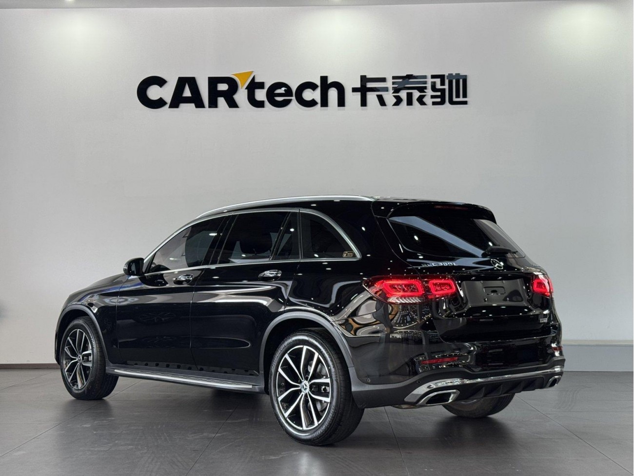 Mercedes-Benz GLC 260 L 2022