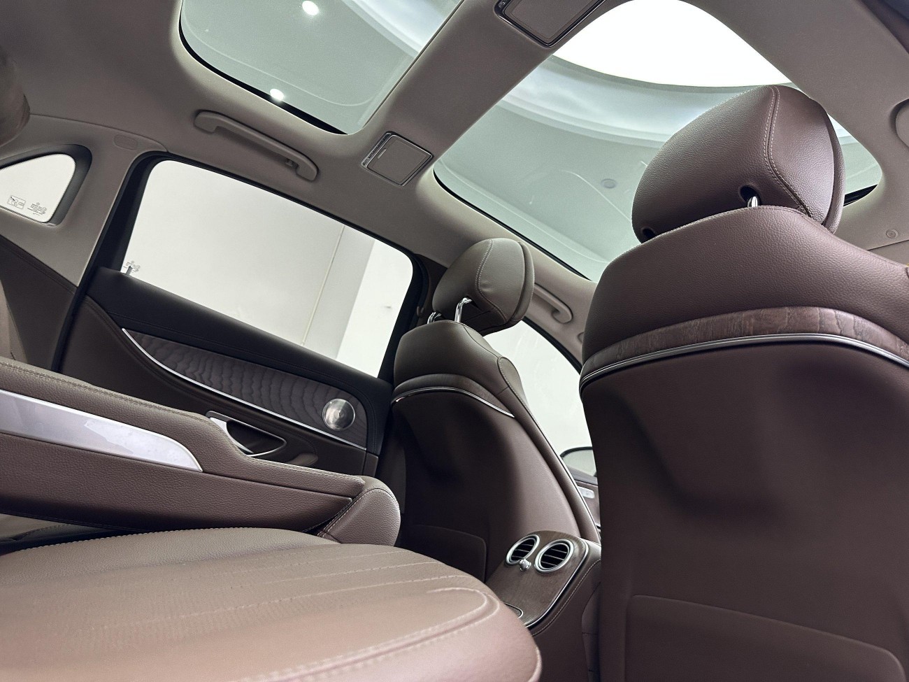 Mercedes-Benz E 300 L 2023