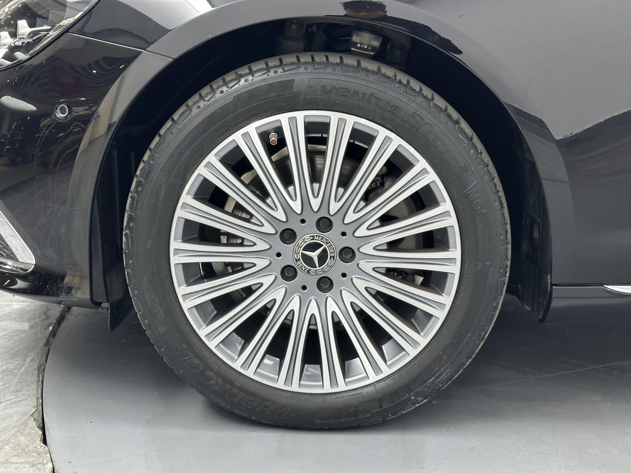 Mercedes-Benz E 300 L 2023