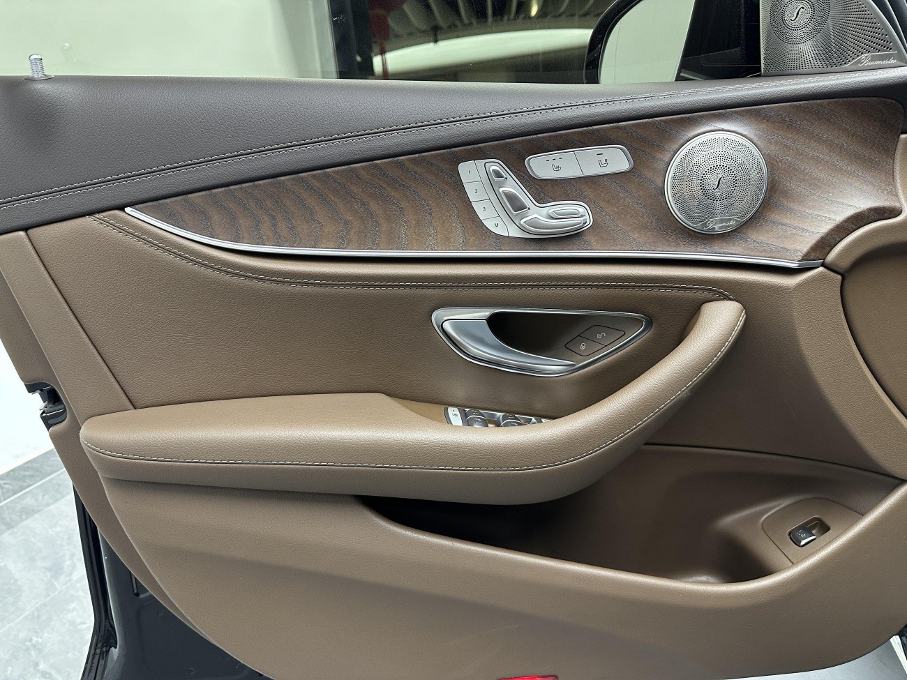 Mercedes-Benz E 300 L 2023