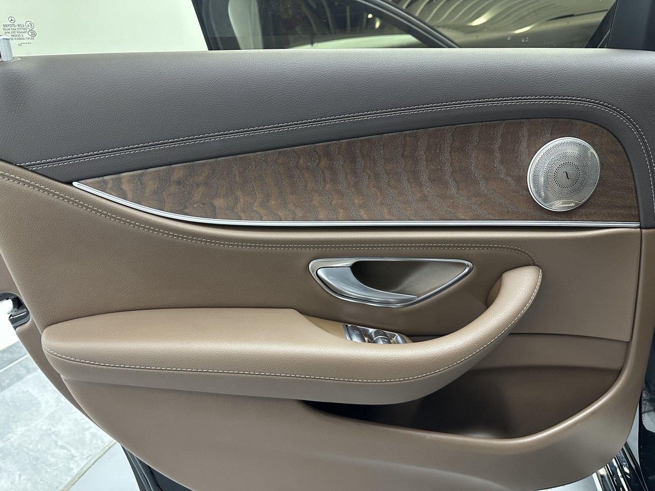 Mercedes-Benz E 300 L 2023