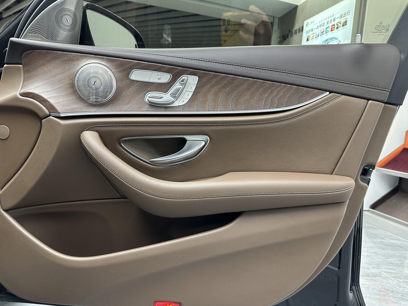 Mercedes-Benz E 300 L 2023