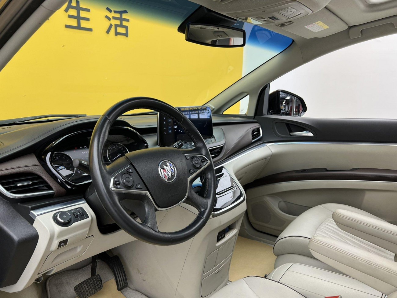 Buick GL8 2022