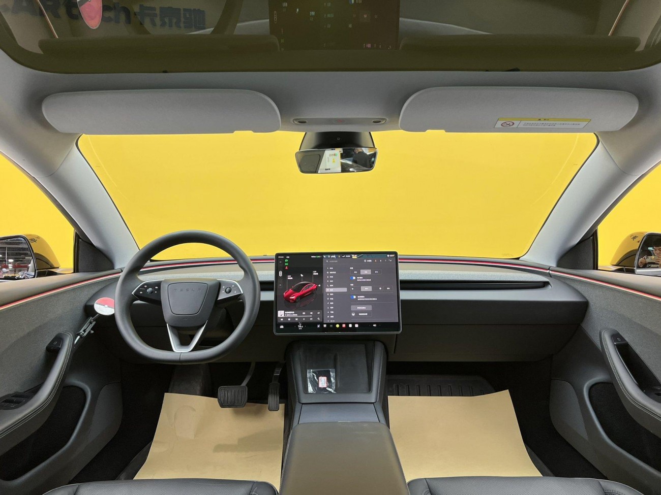 Tesla Model 3 2024