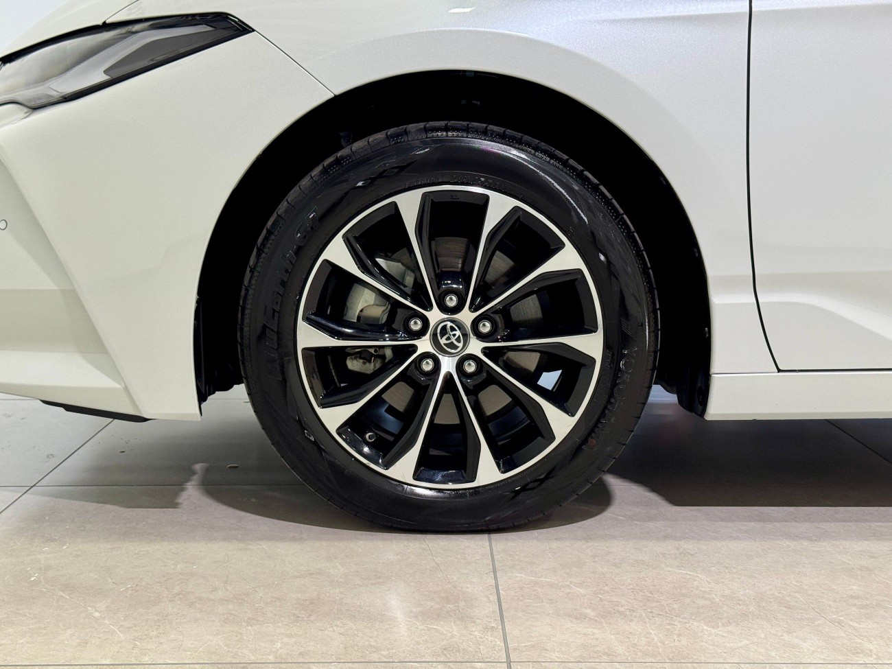 Toyota Avalon 2023