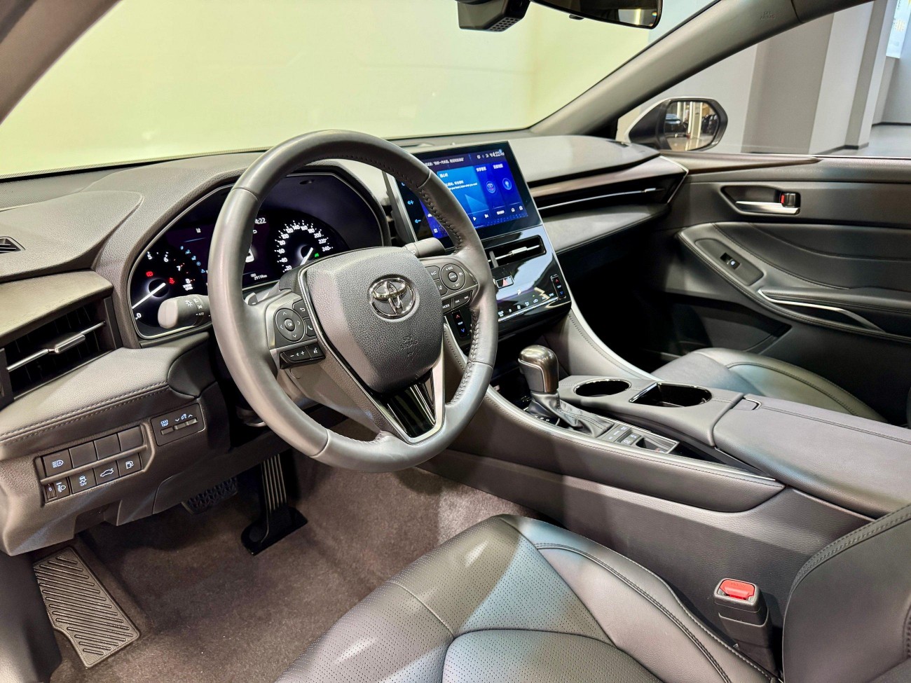 Toyota Avalon 2023