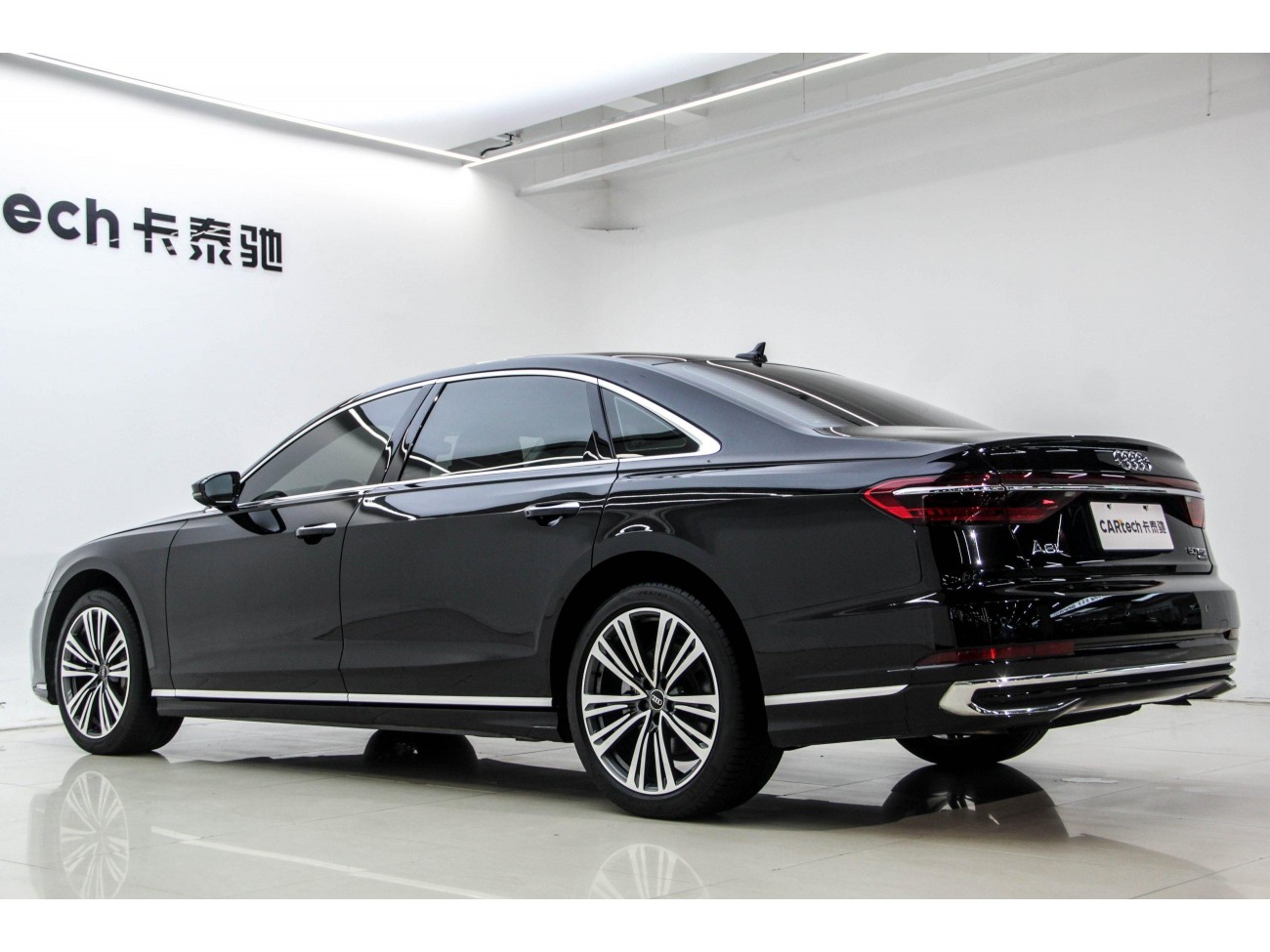 Audi A8L 45 TFSI 2024